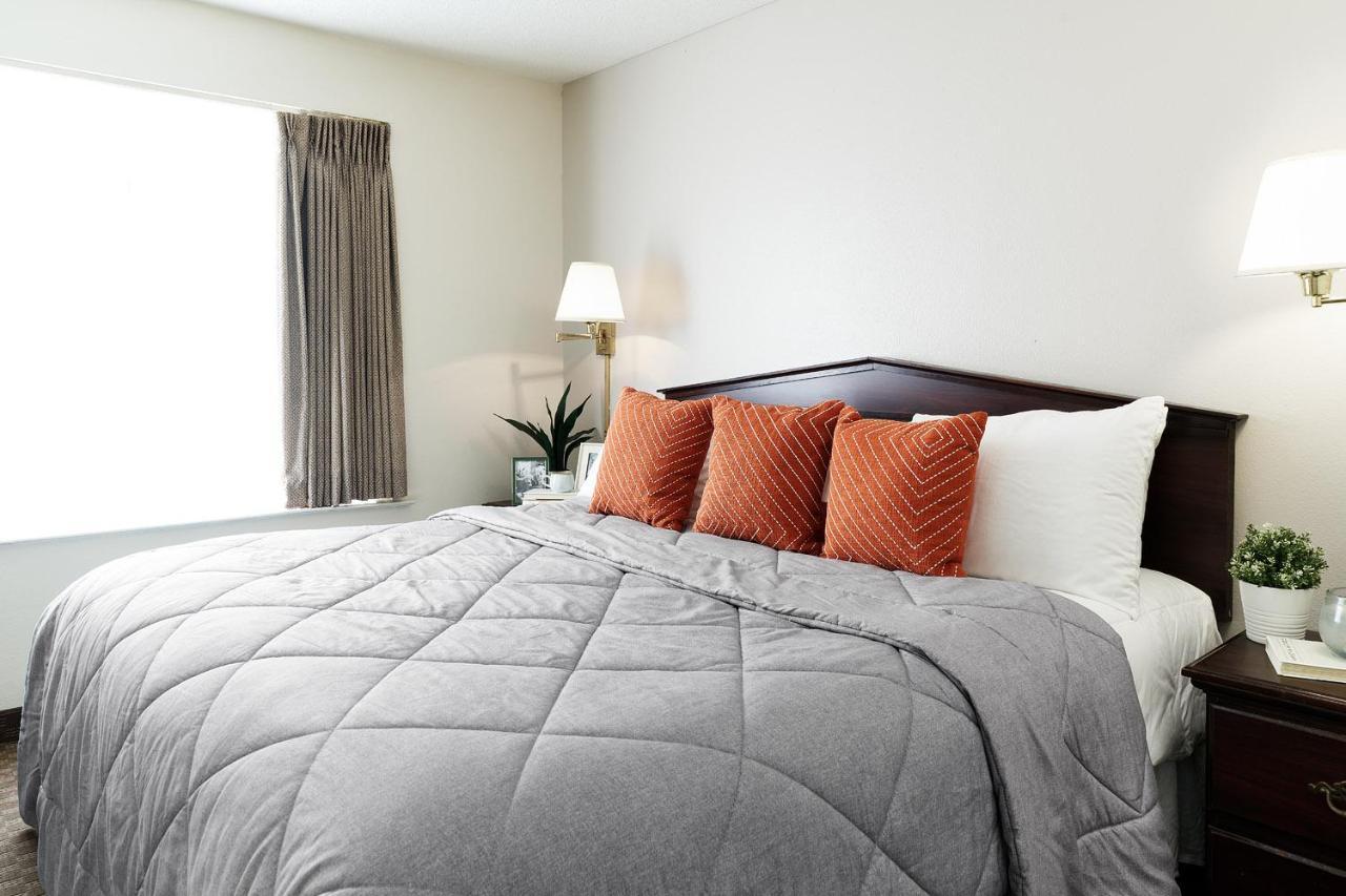 Intown Suites Extended Stay Greensboro Nc - Lanada Εξωτερικό φωτογραφία