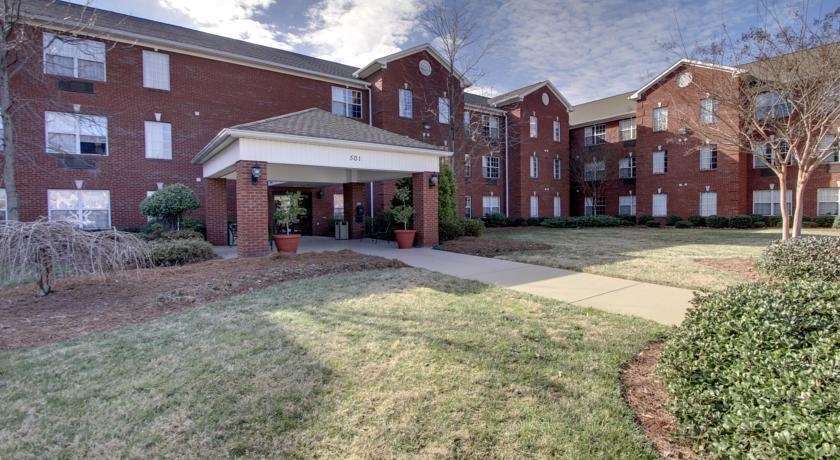 Intown Suites Extended Stay Greensboro Nc - Lanada Εξωτερικό φωτογραφία