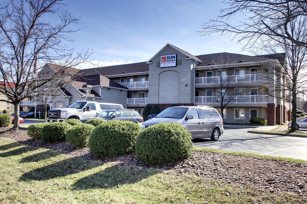 Intown Suites Extended Stay Greensboro Nc - Lanada Εξωτερικό φωτογραφία